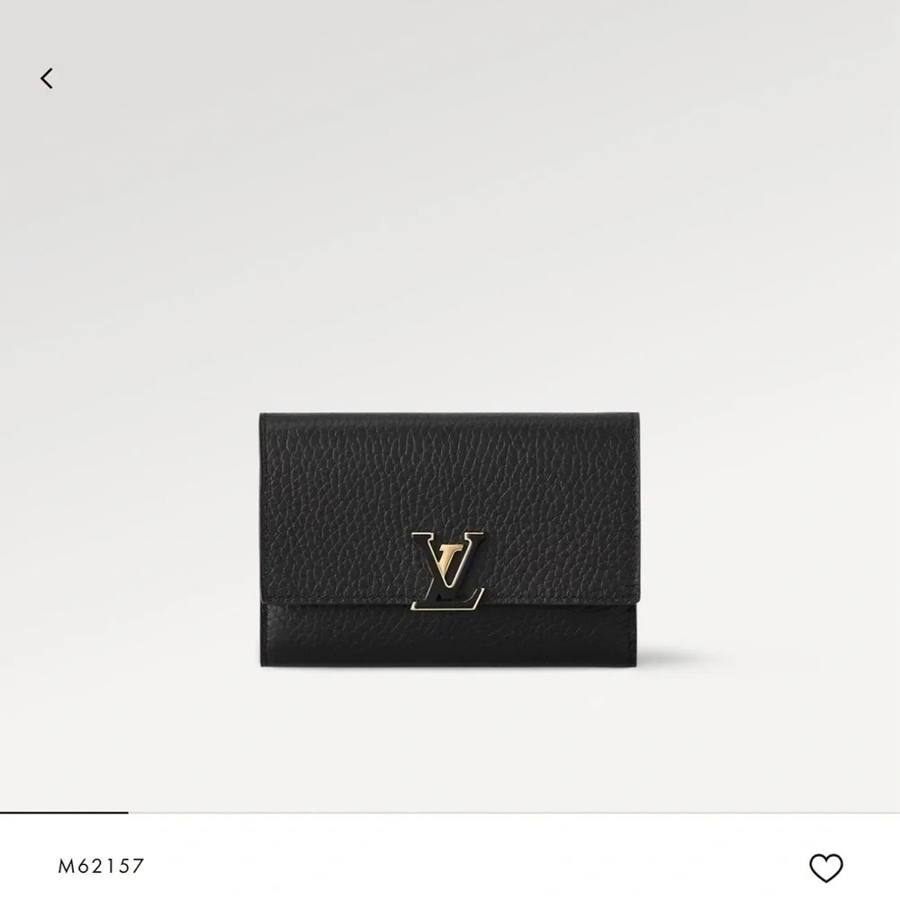 Capucines Compact Wallet in excellent used condition. - Picture 10 of 10